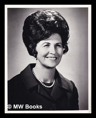Item #374303 Photograph of Evelyn Lutman. Anonymous